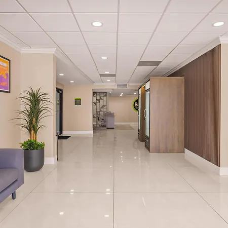 B&B Hotel Miami Airport-2